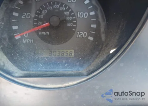 2002 Nissan Xterra Xe z USA, uszkodzony, nr VIN 5N1ED28T92C583332